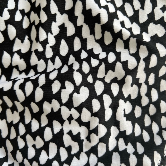 NWT SOLID & STRIPED The Eva Bikini Bottom In Black & White Painted Dot - Picture 5 of 7